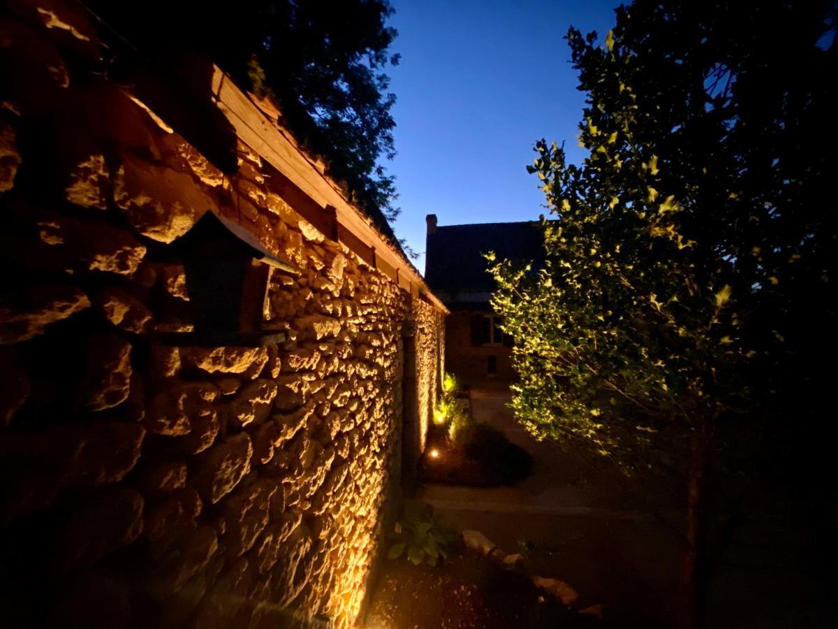 Domaine De Cazal - Gite 2 Pers Avec Piscine Au Coeur De 26 Hectares De Nature Preservee Vila Saint-Cyprien  Exterior foto